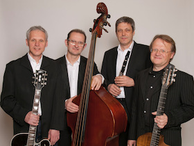 SHAPES OF SWING - Von Chopin bis Django Reinhardt