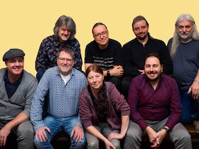 Andre Engelbrecht & Friends - Eine bunte, akustische Mischung aus Folk-, Soul- und Rockklassikern!