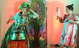 Held oder Huhn - Achja!-Theater