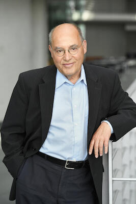 Dr. Gregor Gysi - Alterspräsident des Deutschen Bundestages (Die Linke)