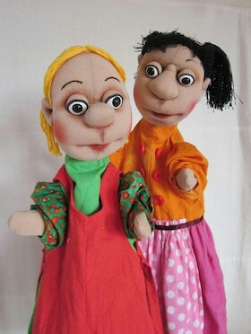 Frau Holle - Seifenblasen Figurentheater Familienprogramm