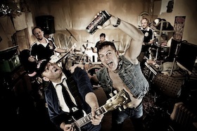 Hole full of Love - A Tribute to 70´s AC/DC