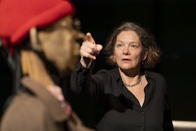 ZweitZeuge - Opa war ein Nazi - Ein Theaterstück von und mit Ilka Vierkant (ab 13 Jahre)