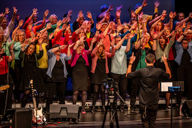 Colorsounds meets AVG-Big Band – ein Abend für den guten Zweck - Colorsounds Wesel