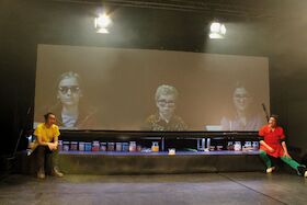 AUF ZUCKER - FUNDUS THEATER Forschungstheater - 4 – 12 J. + Erw.