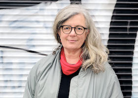 Christina Clemm: Ein ungehaltenes Plädoyer - Lesung und Gespräch mit Andrea Zimmermann in der Reihe Girl, Woman, Other