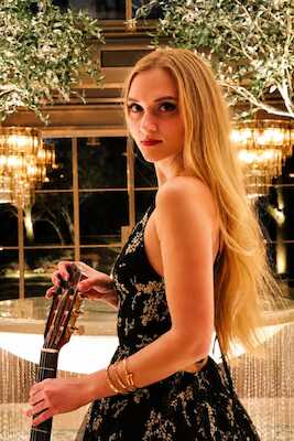 Gitarre Plus - Klassik, Tango & Weltmusik für Gitarre und Akkordeon von Argentinien bis Europa