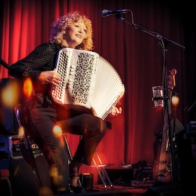 Lydie Auvray - Salut! Et merci! (Solo-Konzert)