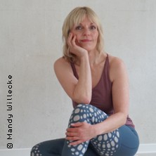 Weihnachts-Yoga am Kamin - mit Jana Kindt, Yoga-Lehrerin