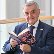 Lesung mit Herbert Reul (MdL)