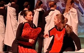 Die Theater AG des Gymnasiums am Romäusring Villingen präsentiert: Am Ende aller Tage