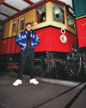 SHACKE ONE - Sternzeichen Boss Tour
