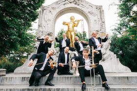 Mnozil Brass | Strau$$