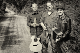McCarthy, Sutton & Byrne - Folk Songs, Tunes and Stories from Ireland, Newfoundland and the North Atlantic