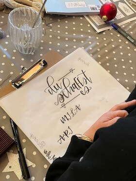 Workshop: "Vergessene Worte" - Kalligrafinachmittag mit Almut Witt