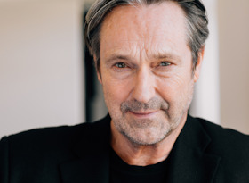Helmut Zierl - "Follow the sun – Der Sommer meines Lebens"
