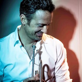 „Haydn jazzt“ mit Till Brönner und Frank Chastenier