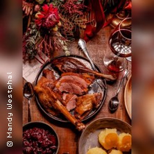 Martinsgans aus dem Lehmbackofen