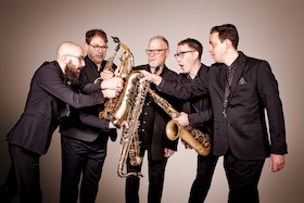 Chapeau Classique: Quintessence Saxophone Quintet: Ludwig200 - Beethoven to the stars