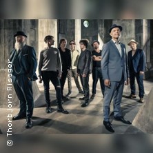 Thorbjorn Risager & The Black Tornados