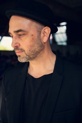 Cosmo Klein & The Campers