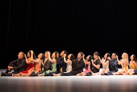 "...como el musguito en la piedra, ay si, si, si..." (Wie das Moos auf dem Stein) - Ein Stück von Pina Bausch
