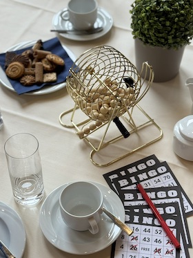 Kaffee, Kuchen & Bingo