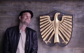 Gregor Pallast - Pallast der Republik
