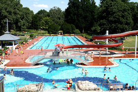 Freizeit- und Familienbad 2026 - Das Ticket berechtigt zum einmaligen Eintritt in das Bad. Kein Wiedereintritt möglich.