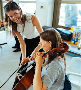 Instrumentenkarussell - Musik entdecken mit dem Kyiv Symphony Orchestra | 4+