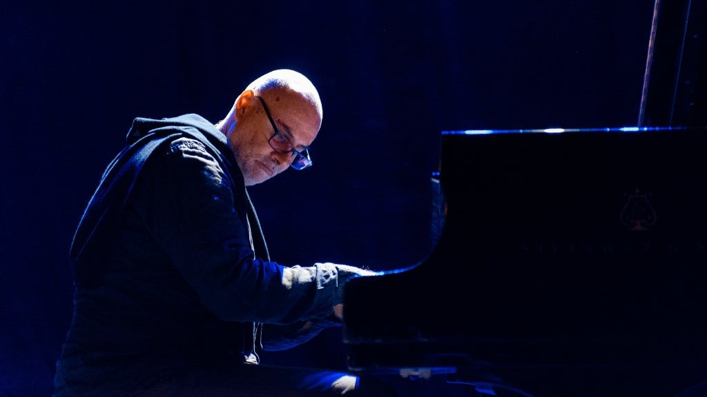 Maurizio Bignone – re:Verse (Piano Solo)