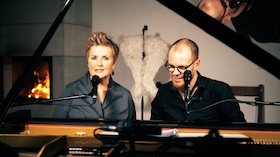 Weltjahresbestzeit - Geschichten und Musik von und mit dem Duo "2Flügel"