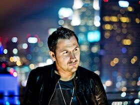 Andy Ost: »Zwischen Wahnsinn und Wahrheit«