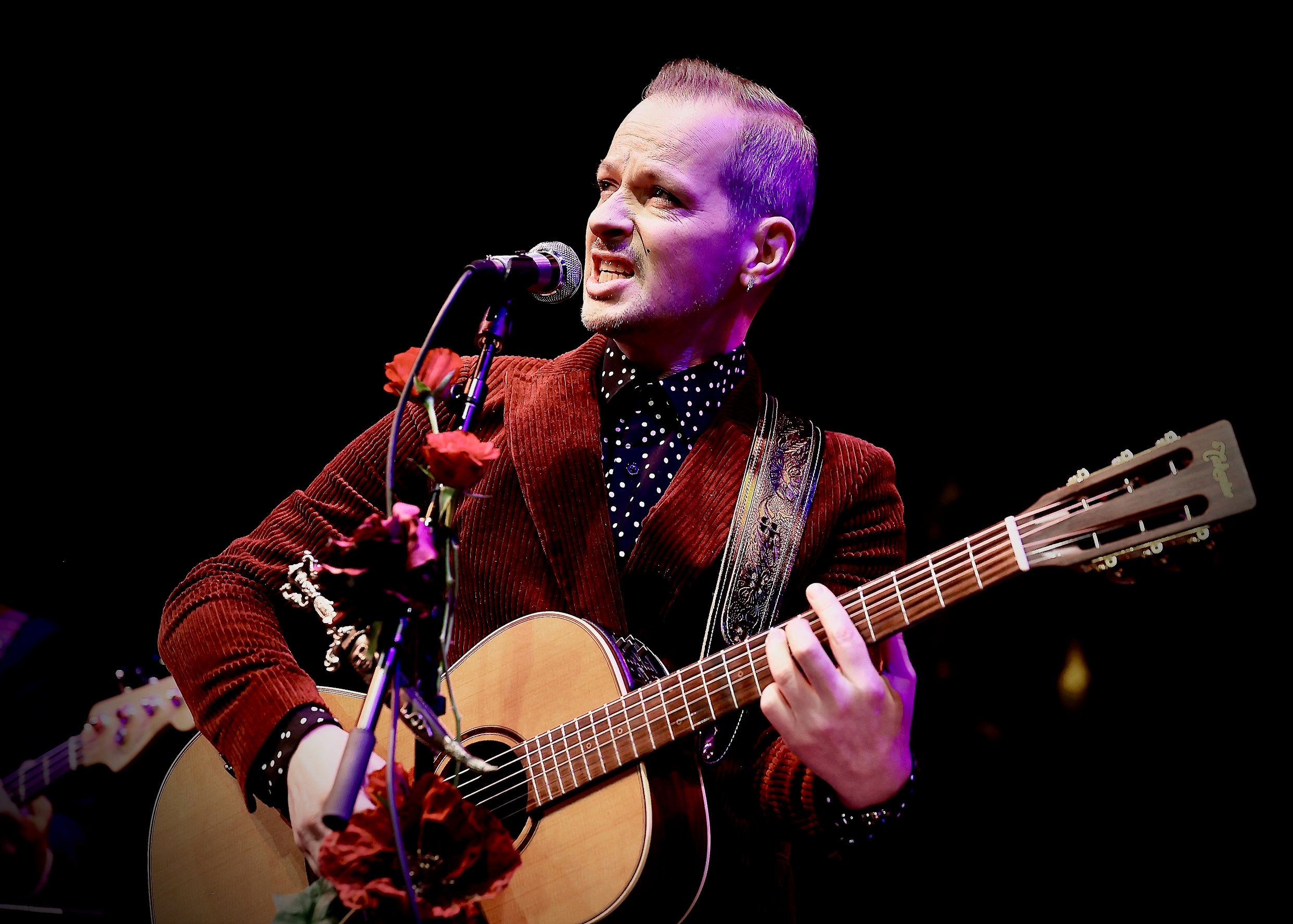Denis Fischer singt Rio Reiser - Halt dich an deiner Liebe fest