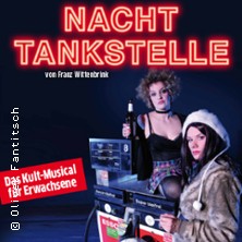 Nacht-Tankstelle