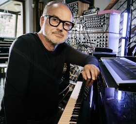 Rainer Oleak spielt Holger Biege