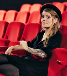 Laura Braun: Vom Weg ab