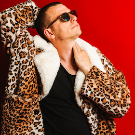 Moritz Neumeier - PUR