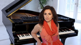 Lilian Akopova – Pianistin der Kontraste - Grenzenlose Klangwelten - Zwischen Rhein und Dnepr - Zwei Flüsse, ein musikalischer Dialog