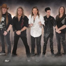 Crystal Ball + Support: Rose'n