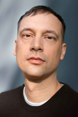 Hendrik Bolz - Aus Ruinen. Junger Mann in Krisenzeiten