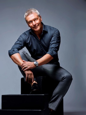 Arno Strobel liest aus "Happy Weekend"
