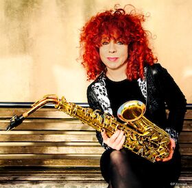 Tina Tandler & Band | Saxophon im Haus