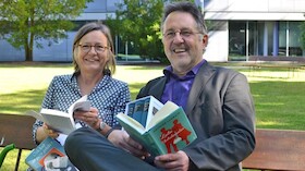 GEMISCHTES DOPPEL – Herbstlese mit Annemarie Stoltenberg und Rainer Moritz