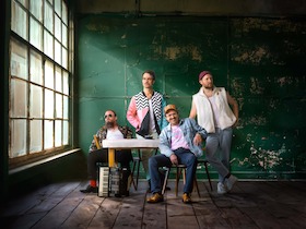 GANKINO CIRCUS - Das Gegenteil von Rock'nRoll