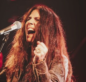 Sari Schorr - Running Wild European Tour