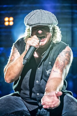 We Salute You - World´s biggest tribute to AC/DC