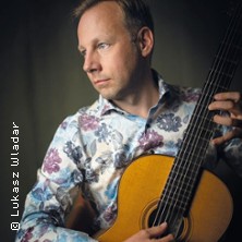 Klaus Wladar - Stimmungsvolles Gitarrenkonzert bei Kerzenschein