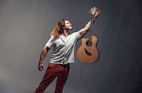 Alexandr Misko - Fingerstyle Prodigy