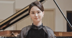 "Liebe, Spiel und Leidenschaft" - Joo Young Park lässt "Wanderjahre" und ein Konzert ohne Orchester erklingen